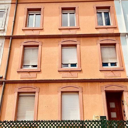 Rs-0 - Appartement F2 Au Rdc A Mulhouse Pour 1-3 Pers Kültér fotó