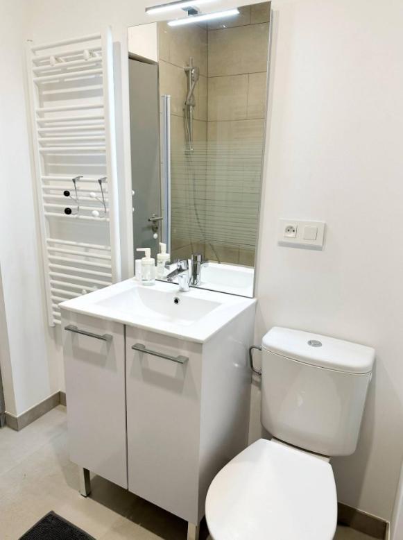 Rs-0 - Appartement F2 Au Rdc A Mulhouse Pour 1-3 Pers Kültér fotó